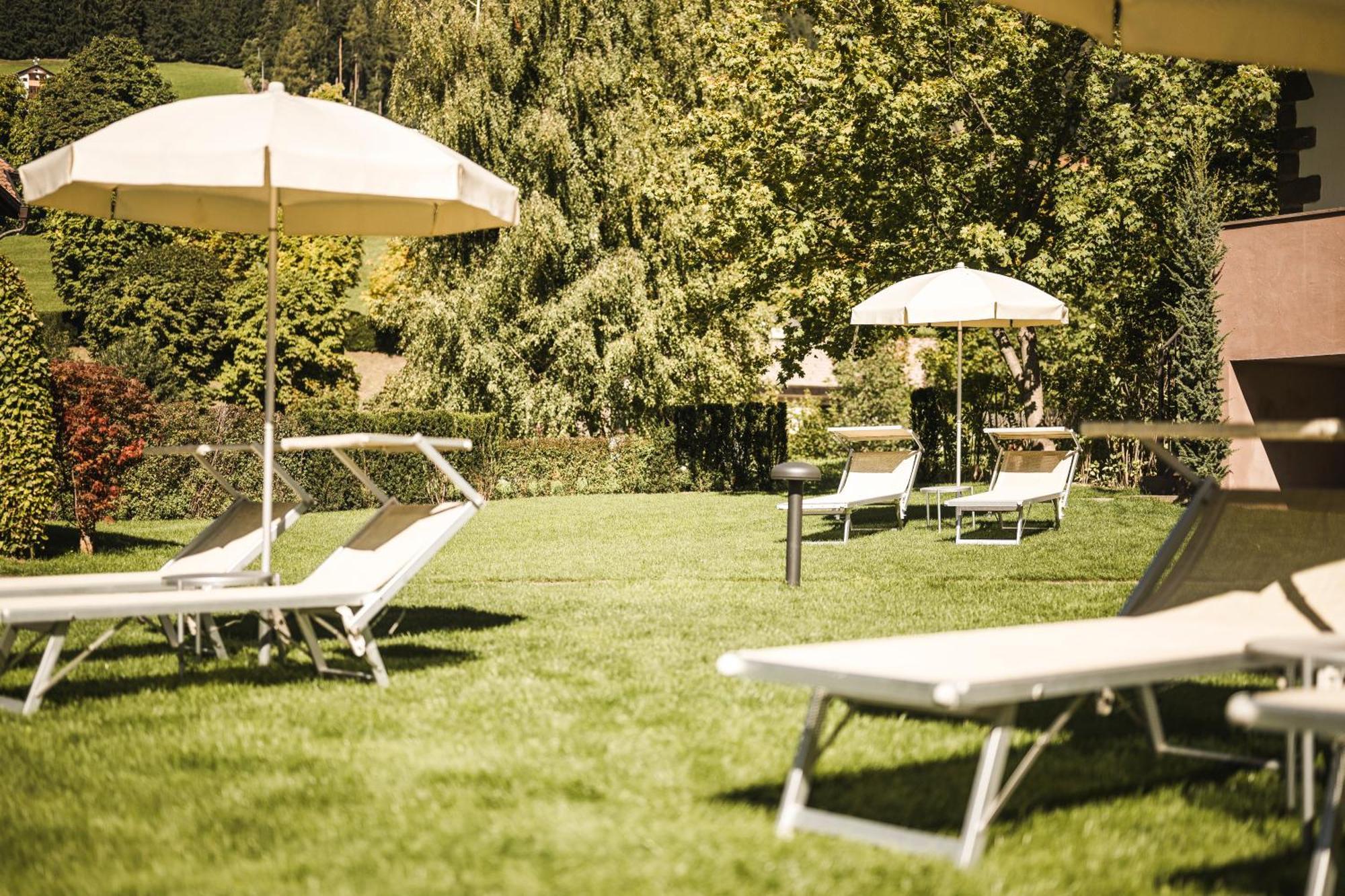 B&B Villa Angelino Urtijëi Buitenkant foto